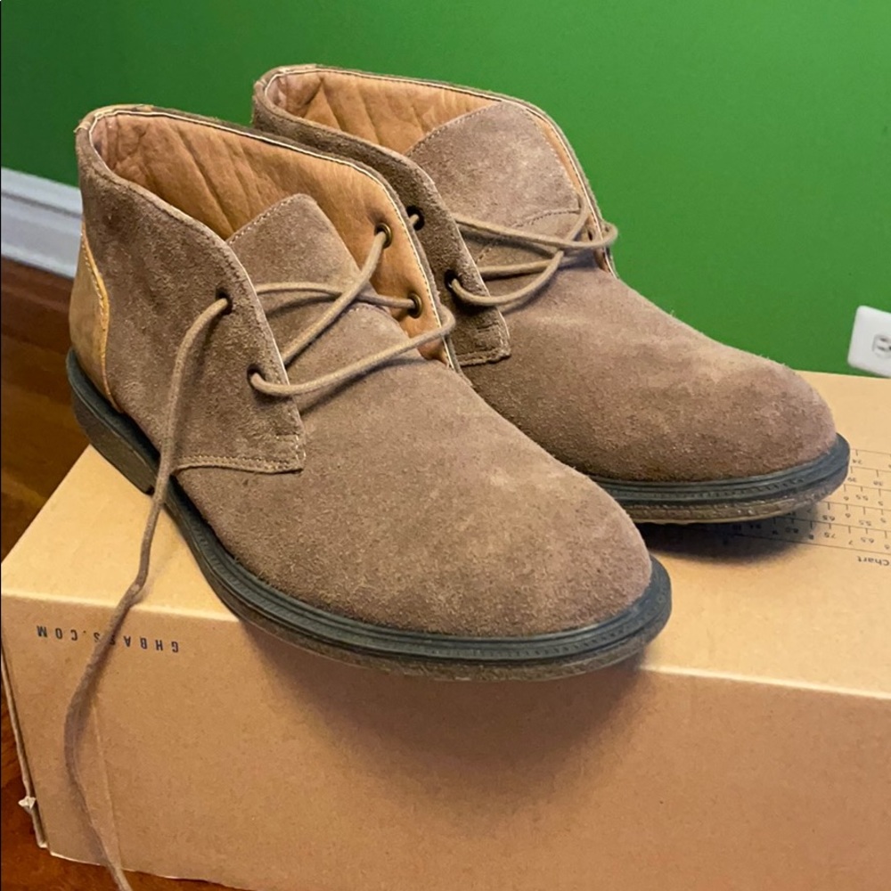 Bass men’s brown loafers